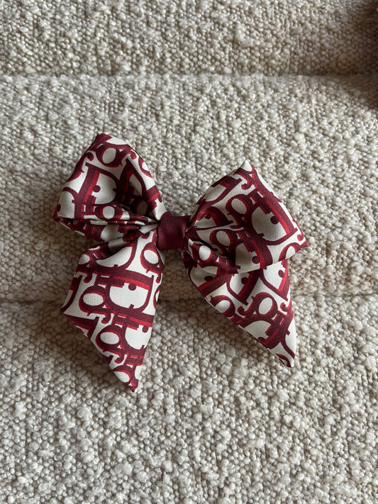 Dior bow